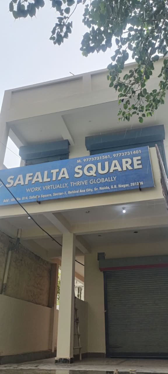 Safalta Square